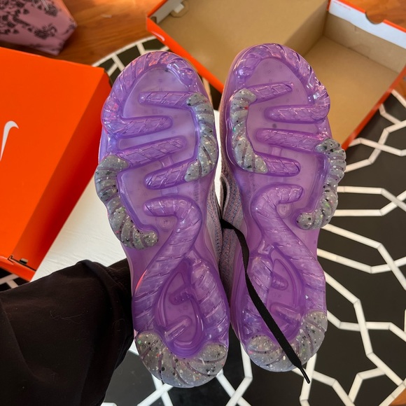**SOLD** Nike Air VaporMax 2021 Flyknit "Lilac/Black/Barely Grape/Universi Blue" - Picture 10 of 16